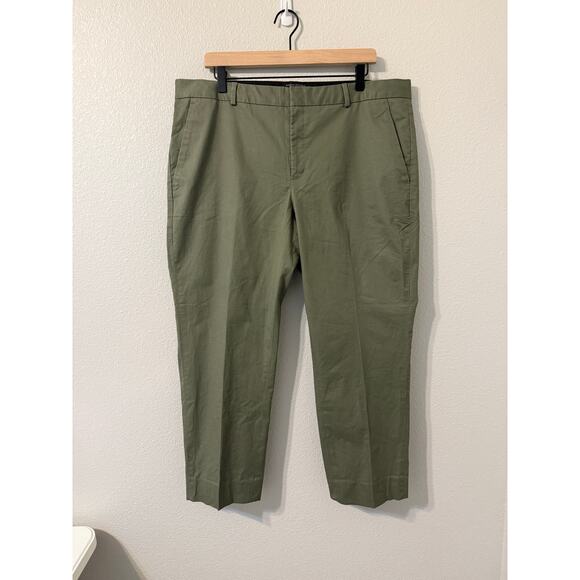 Banana Republic Women's Pants Avery Casual Green Straight Leg Size: 16 - Picture 1 of 8